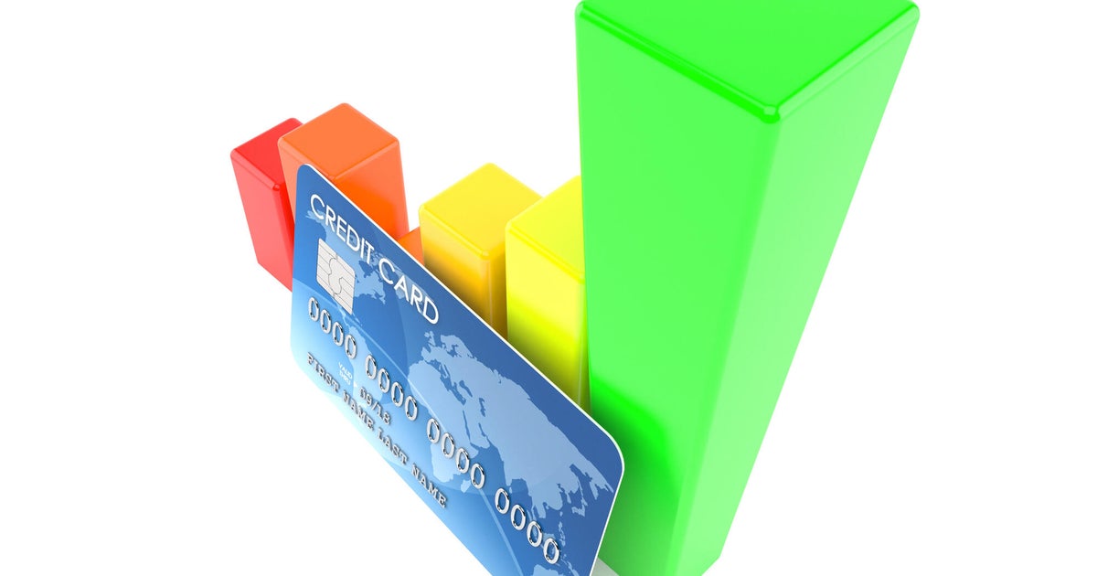 ¿Debería pedir un aumento de límite de tarjeta de crédito en la economía actual?