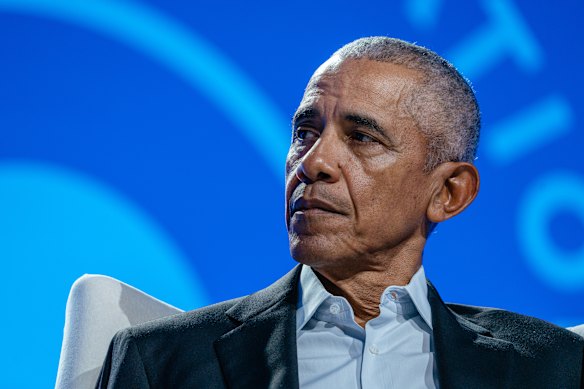 El ex presidente Barack Obama salió de la hibernación política para rechazar las afirmaciones de Trump sobre él.