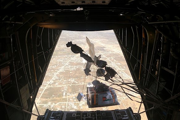 El martes se aviva la ayuda sobre Gaza por un avión de la Fuerza Aérea Jordana.