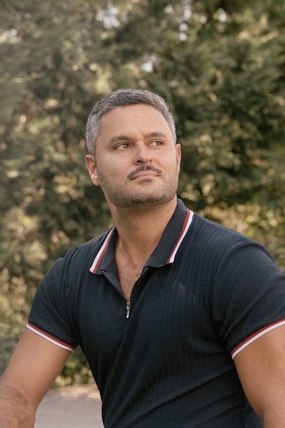 Casey Flores dice que no está preocupado por la administración Trump que se remonta a los derechos LGBTQ más duros.