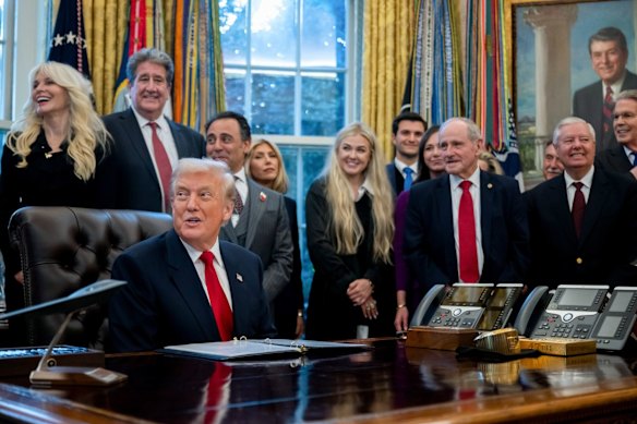 El presidente de Estados Unidos, Donald Trump, dice que apoyará el proyecto de ley para poner fin al cierre cuando llegue a su escritorio.