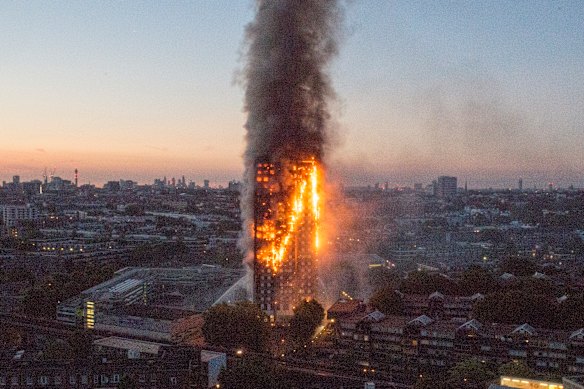 El incendio de la Torre Grenfell de 2017.