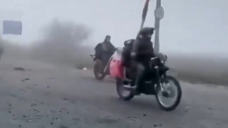 Las fuerzas de Putin entran en la maltrecha ciudad de Pokrovsk al estilo Mad Max