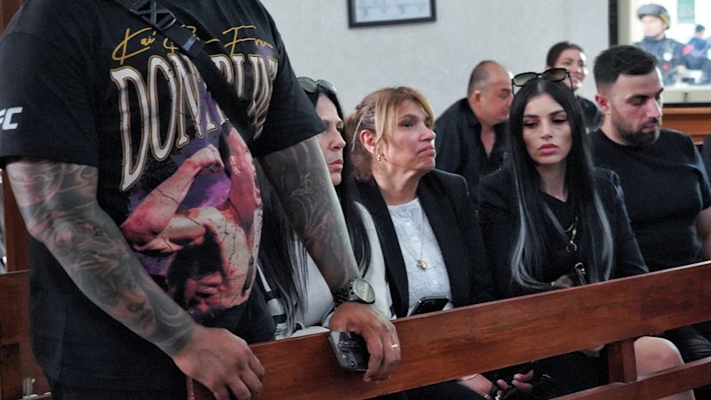 La viuda de la víctima se retira del juicio