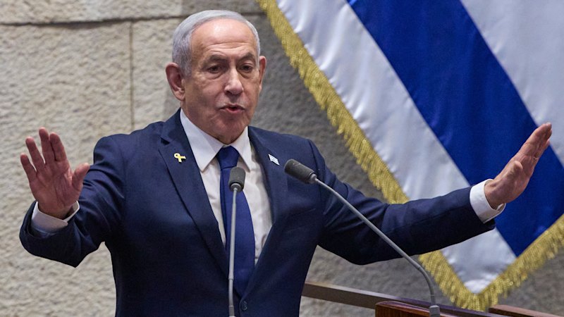 Benjamín Netanyahu busca el perdón del presidente de Israel para poner fin a su juicio por corrupción.