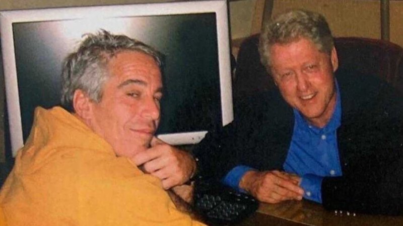 Dentro de la lucha de los Clinton para evitar testificar en el Congreso de Estados Unidos sobre Epstein