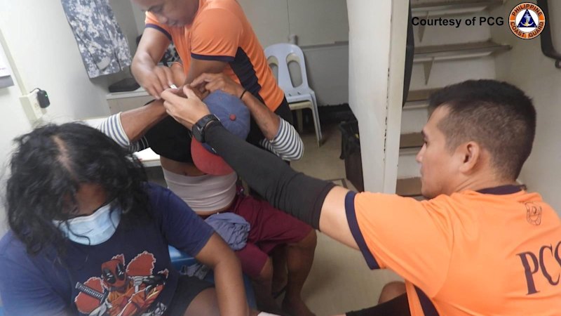 La guardia costera china ataca a los barcos pesqueros filipinos con cañones de agua